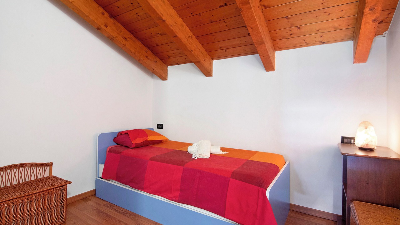 Photo of Bedroom in Dongo