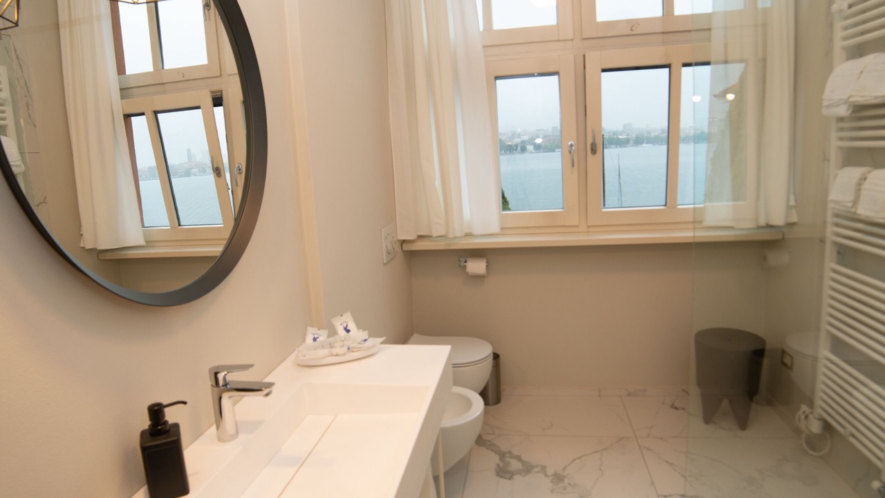 Photo of Bathroom in Malgrate