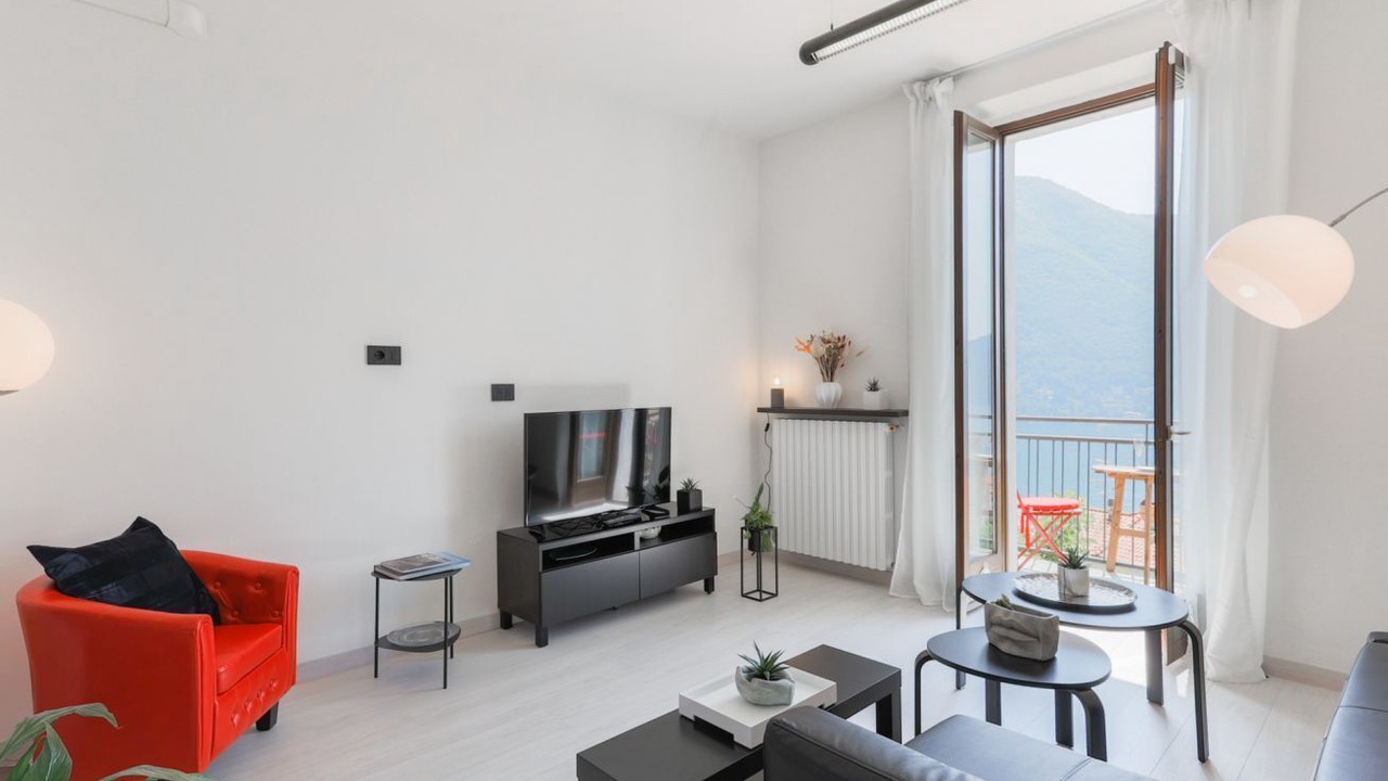 Photo of Livingroom in Moltrasio