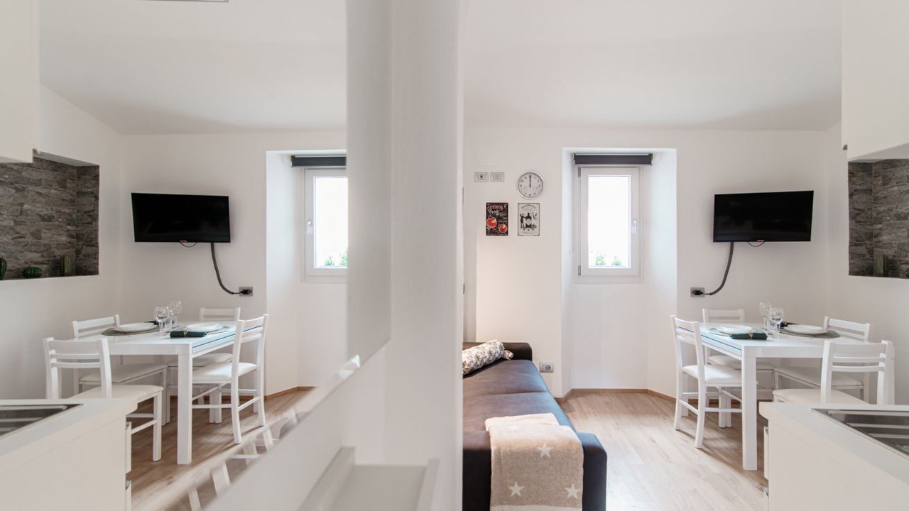 Photo of Livingroom in Carate Urio