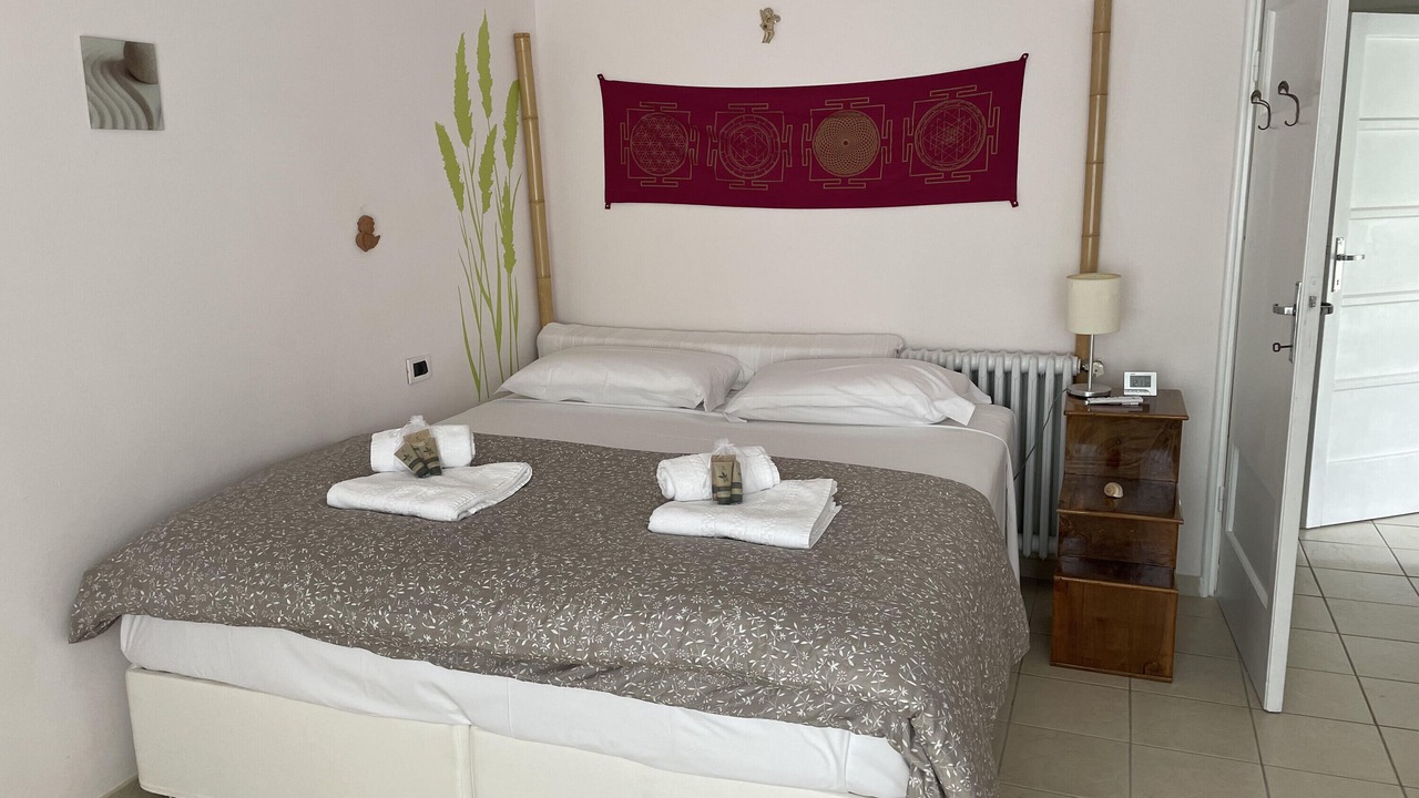 Photo of Bedroom in Gardone Riviera