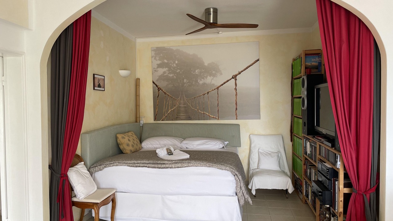 Photo of Bedroom in Gardone Riviera