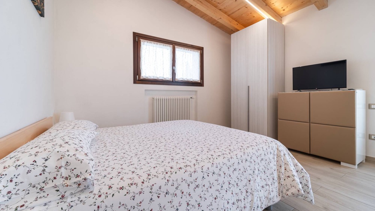 Photo of Bedroom in Monzambano