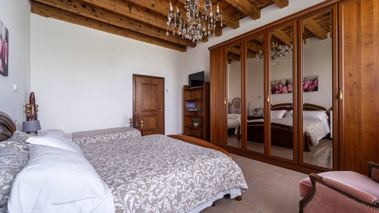 Photo of Bedroom in Monzambano