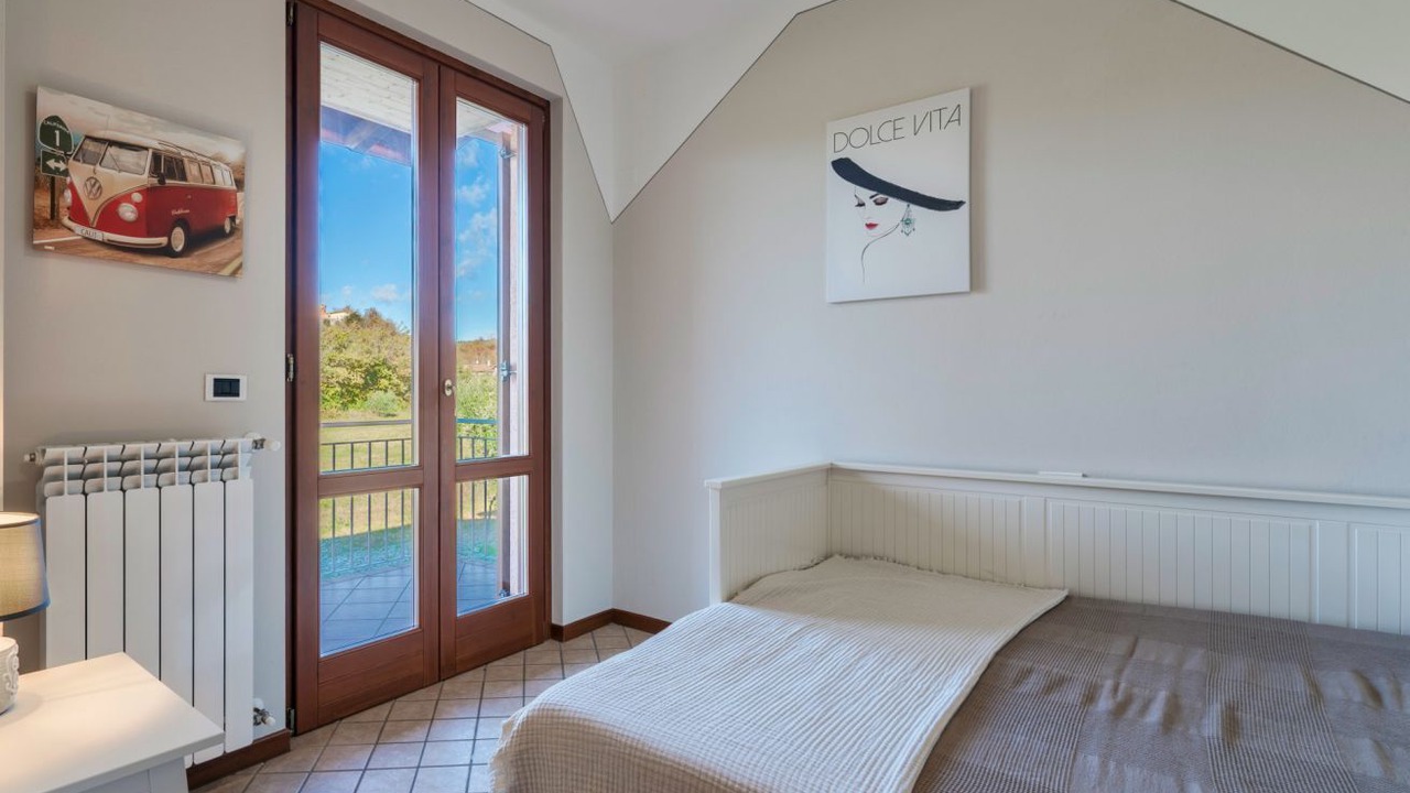 Photo of Bedroom in Polpenazze del Garda