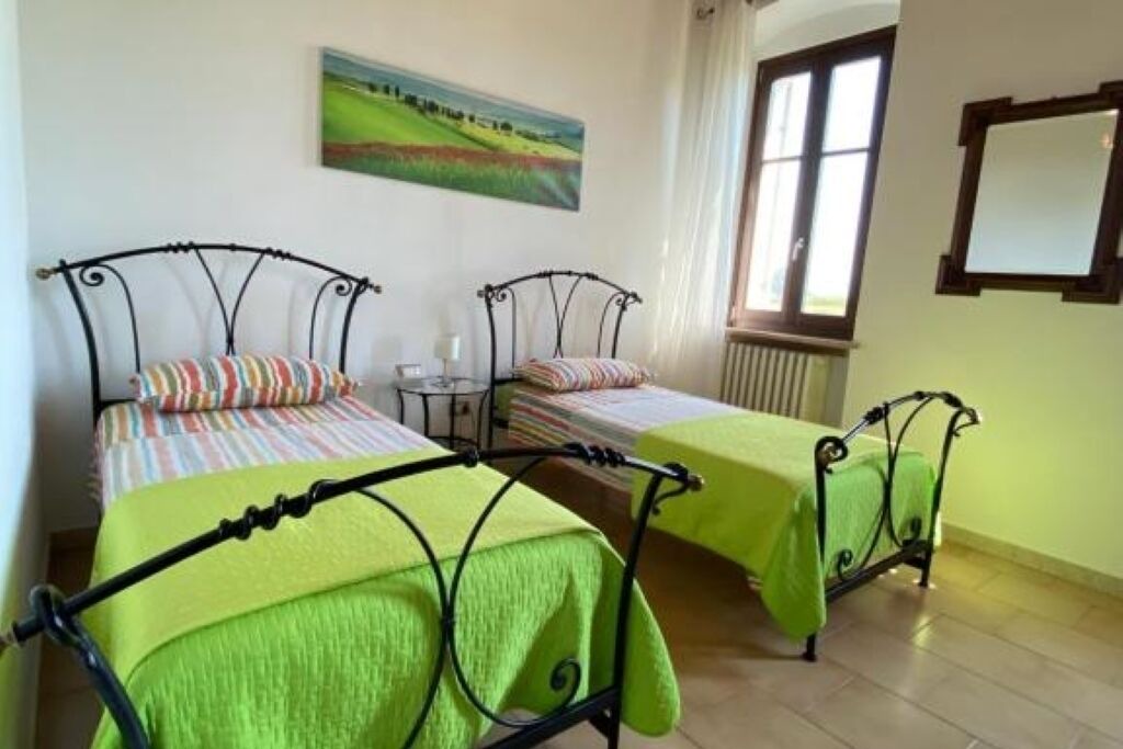 Photo of Bedroom in Monzambano