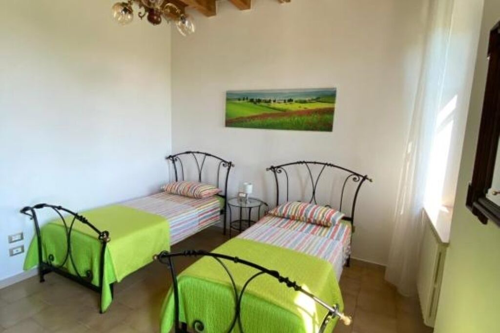 Photo of Bedroom in Monzambano
