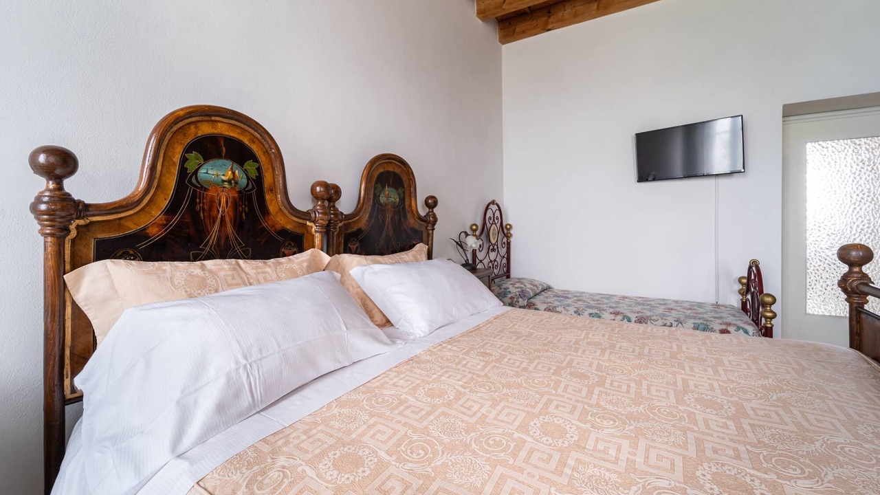 Photo of Bedroom in Monzambano