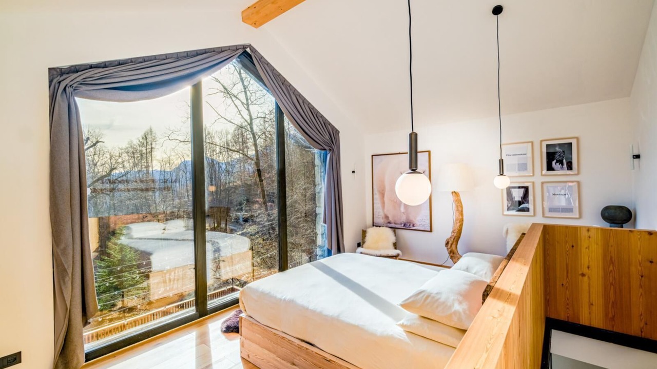 Photo of Bedroom in Menarola