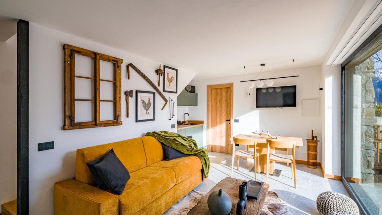 Photo of Livingroom in Menarola
