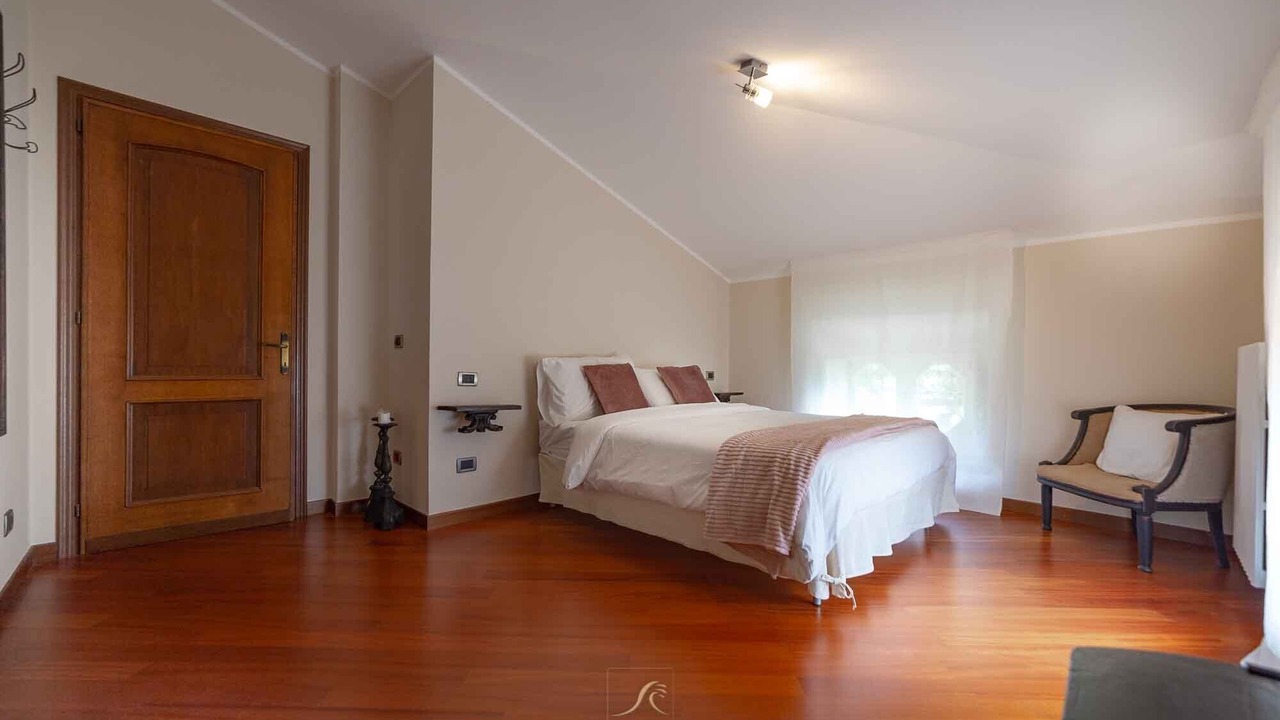 Photo of Bedroom in Tavernola