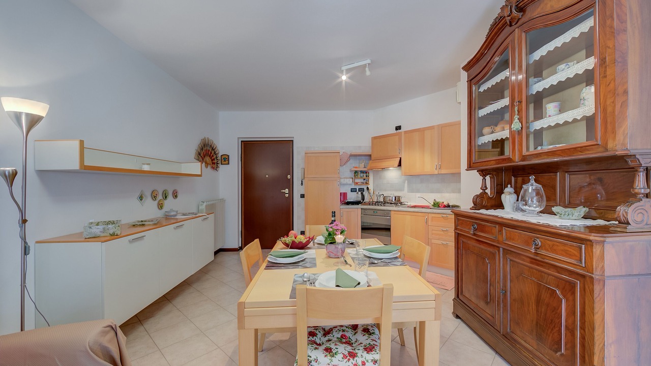 Photo of Bedroom in Toscolano Maderno