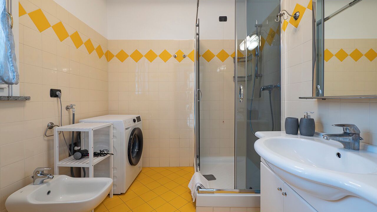 Photo of Bathroom in Bullona