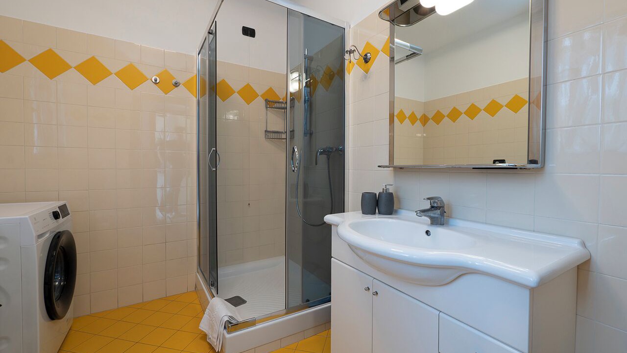 Photo of Bathroom in Bullona
