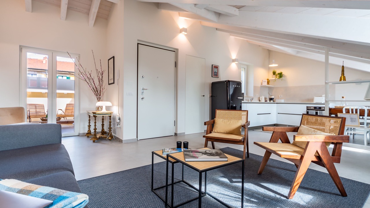 Photo of Livingroom in Chinatown
