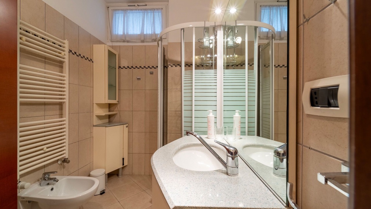 Photo of Bathroom in Albate