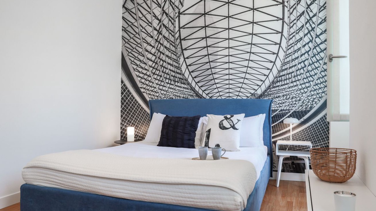 Photo of Bedroom in Como City Centre