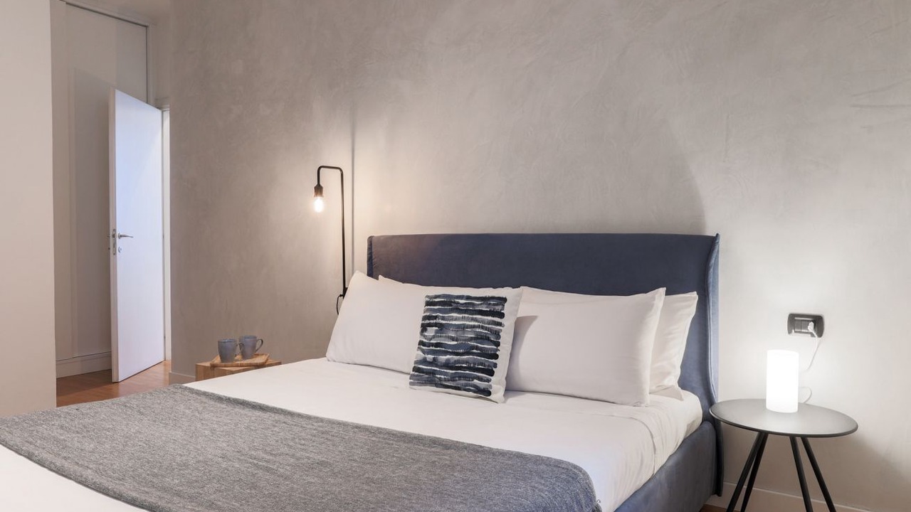 Photo of Bedroom in Como City Centre