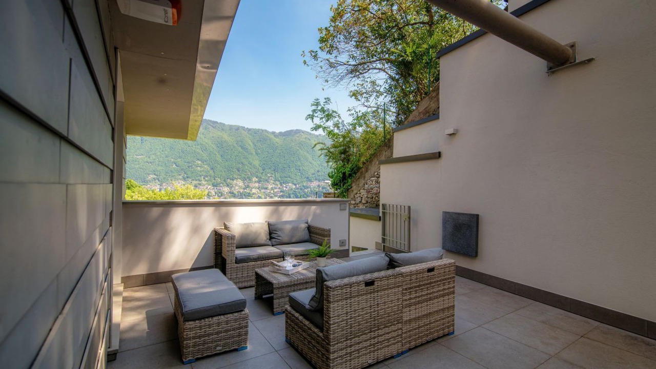 Photo of Patio Balcony in Cernobbio