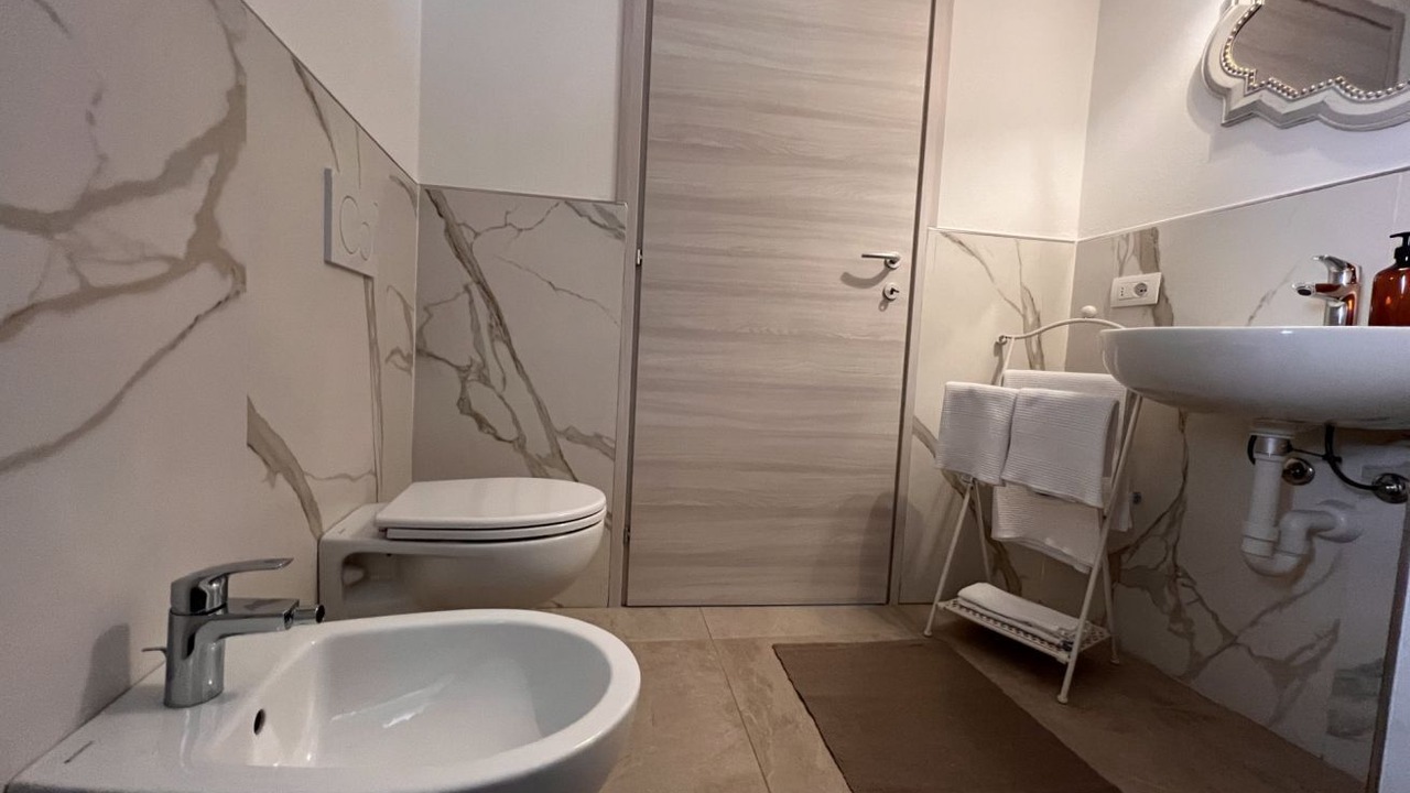 Photo of Bathroom in Torno