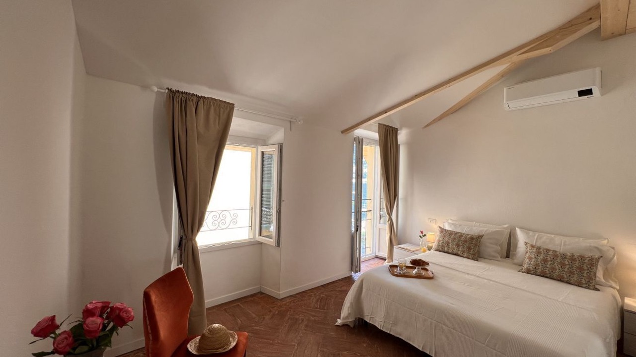 Photo of Bedroom in Torno