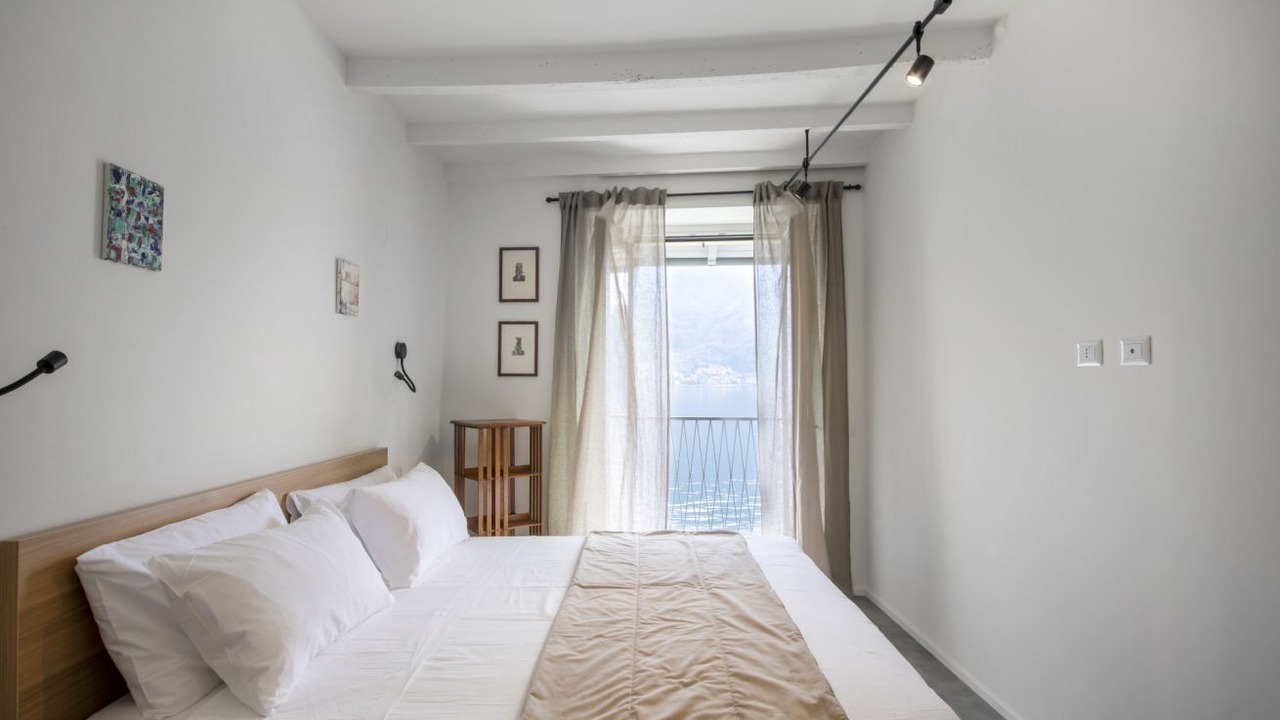 Photo of Bedroom in Colonno