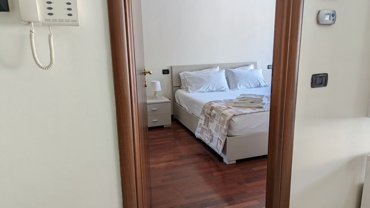 Photo of Bedroom in Como