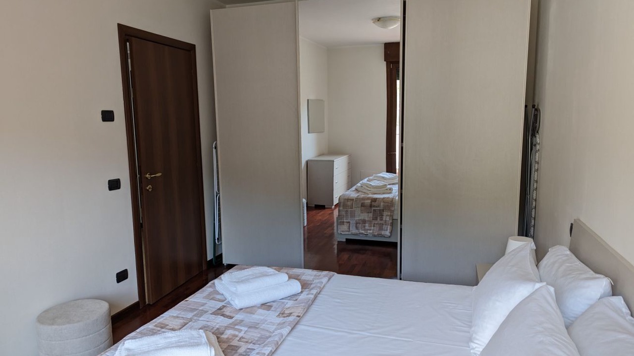 Photo of Bedroom in Como