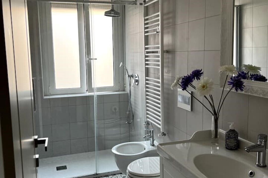 Photo of Bathroom in Varesine