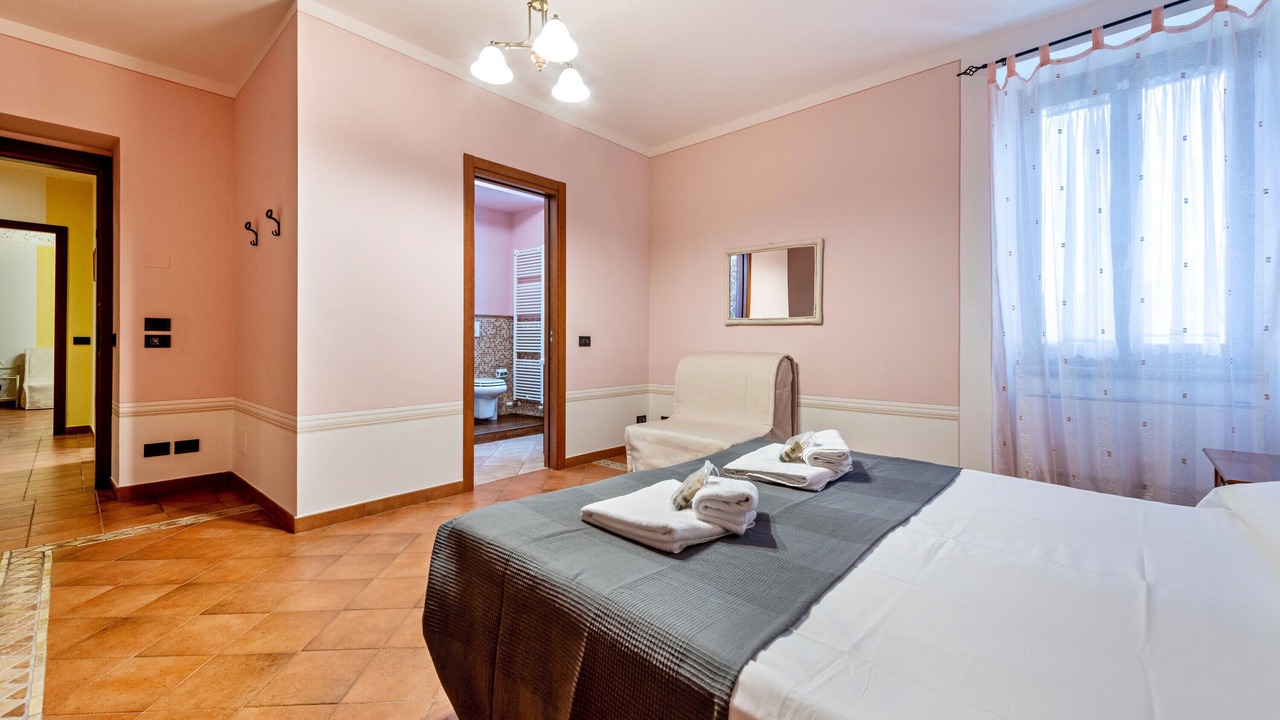 Photo of Bedroom in Santigaro
