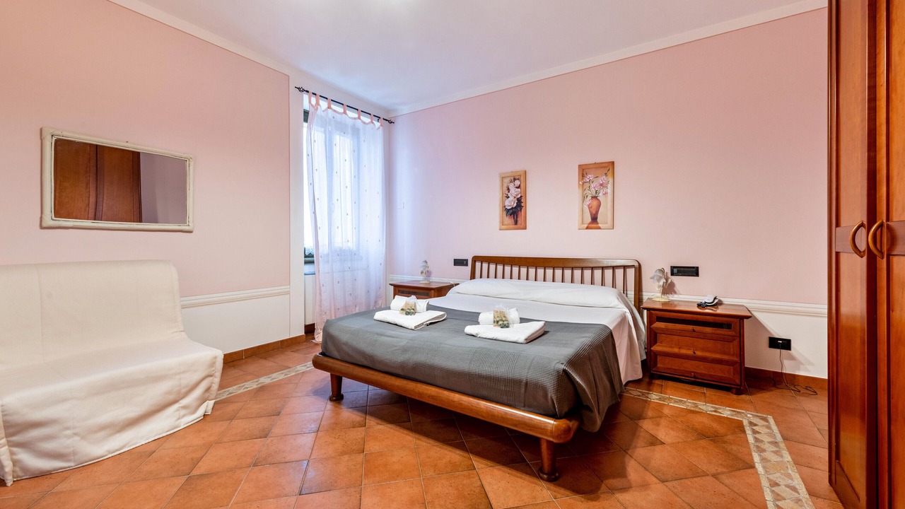 Photo of Bedroom in Santigaro