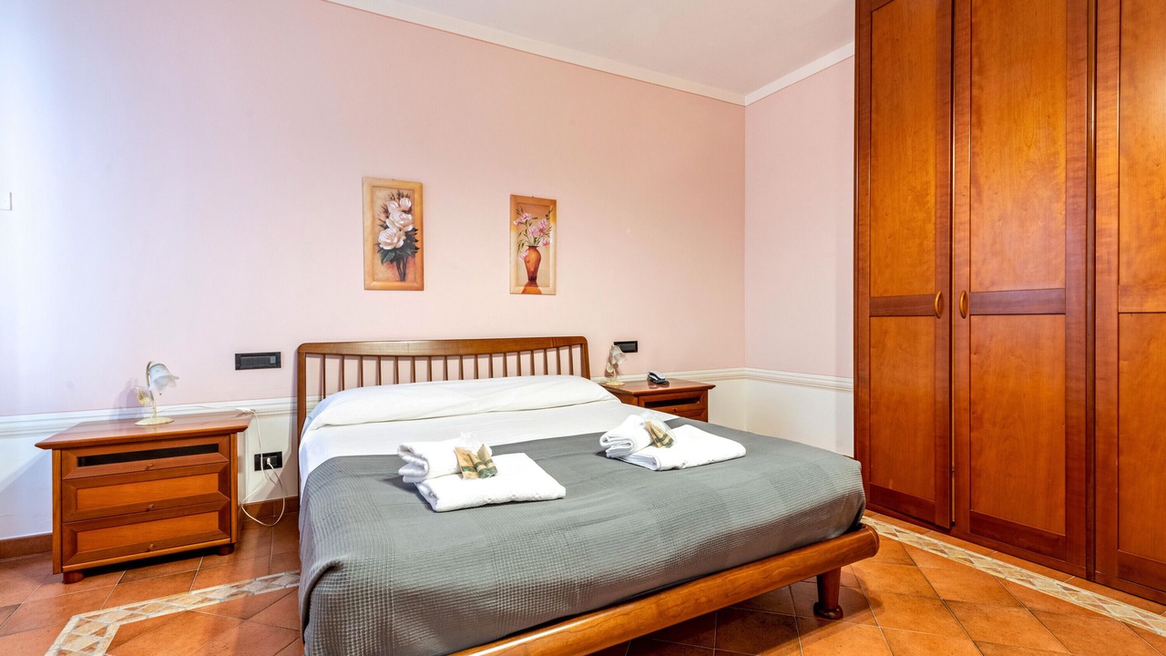 Photo of Bedroom in Santigaro