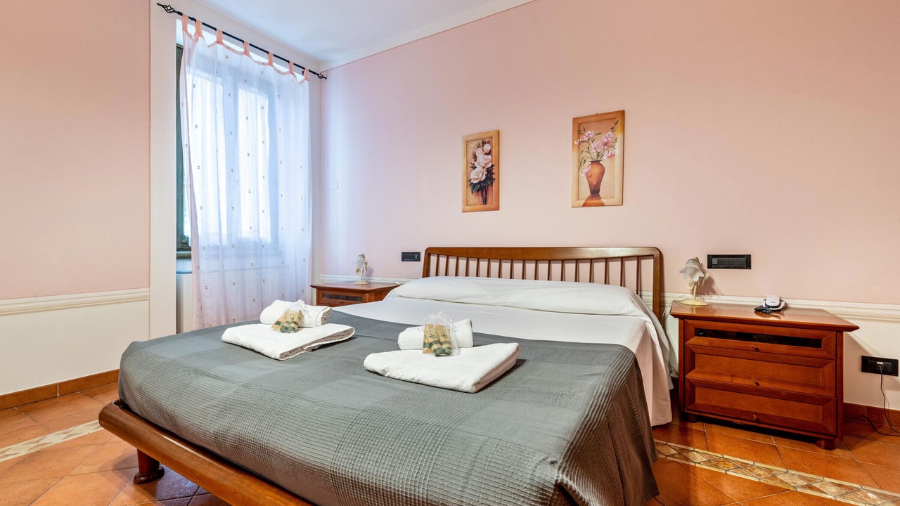 Photo of Bedroom in Santigaro