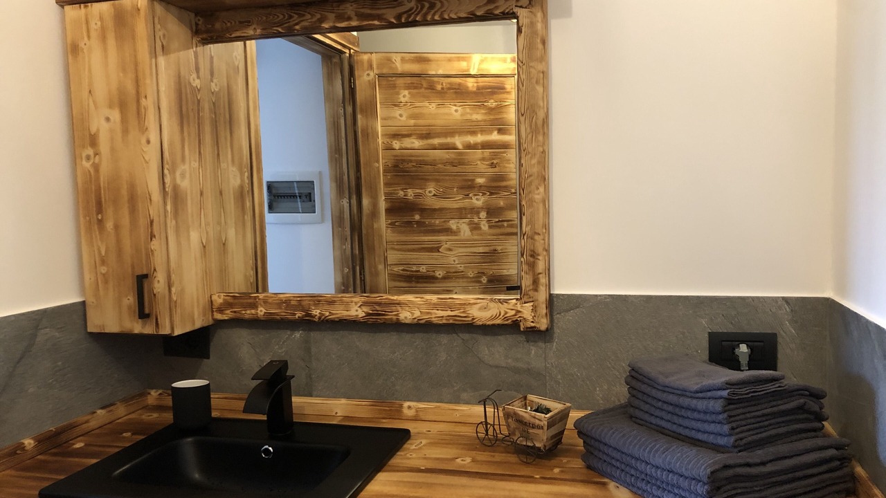 Photo of Bathroom in Mello