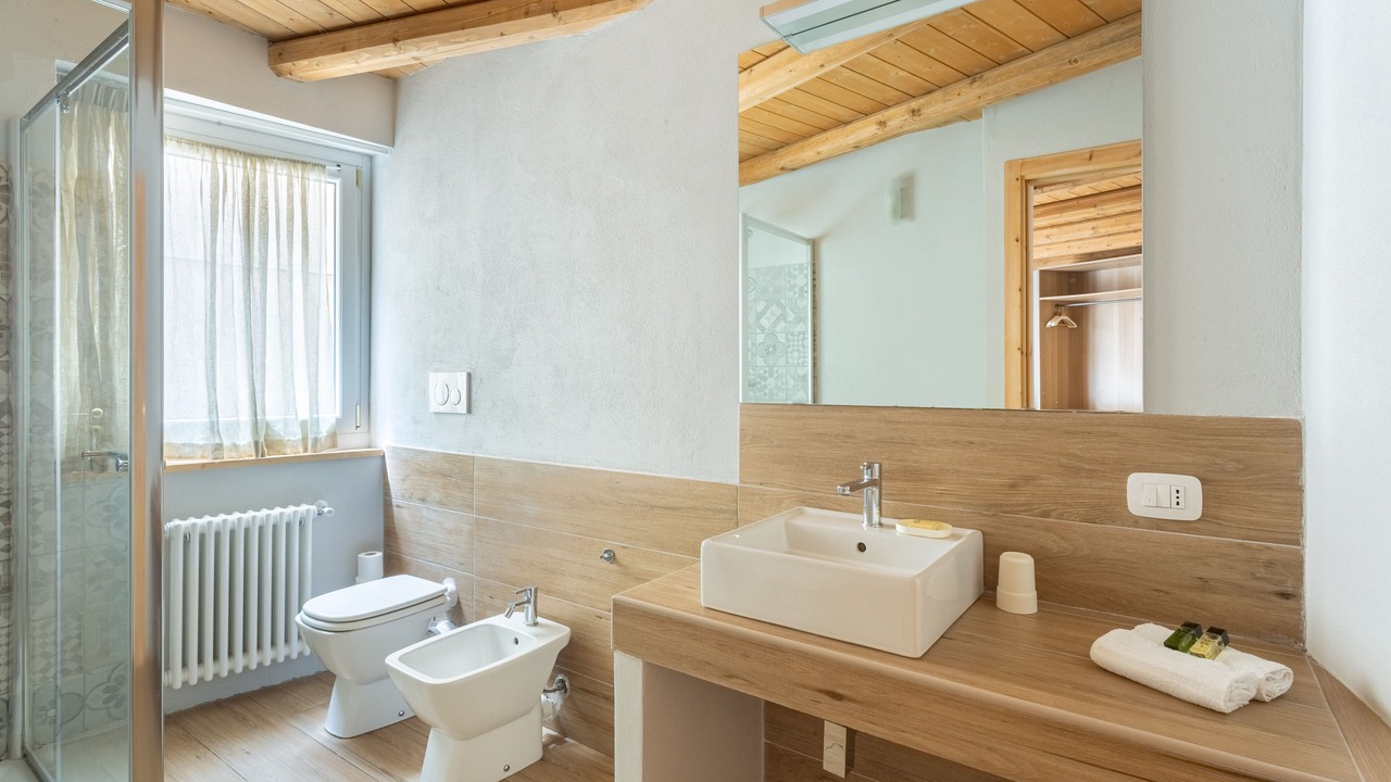 Photo of Bathroom in Orino