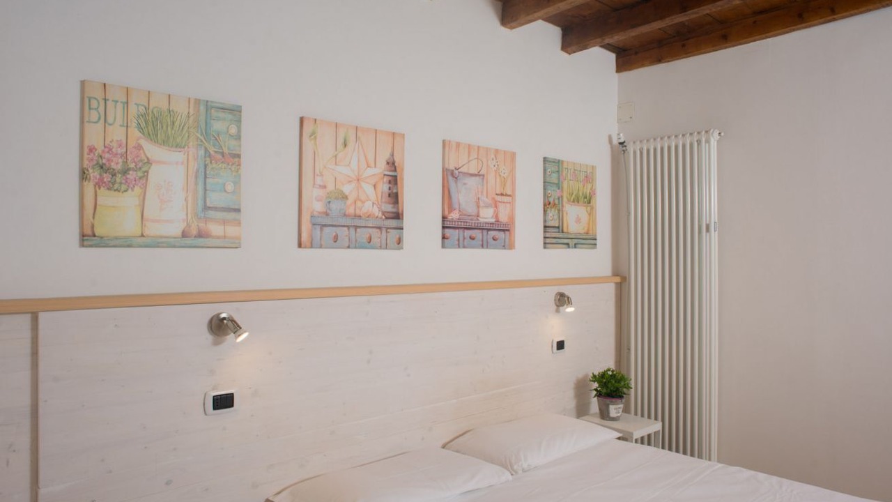Photo of Bedroom in Cernobbio