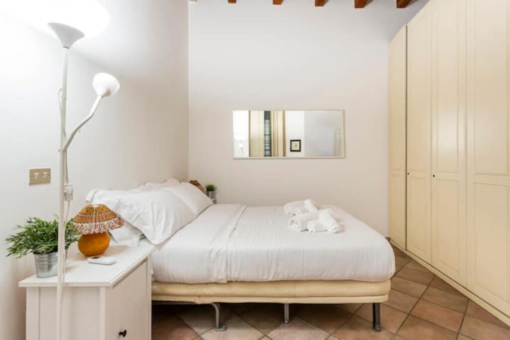 Photo of Bedroom in Scala