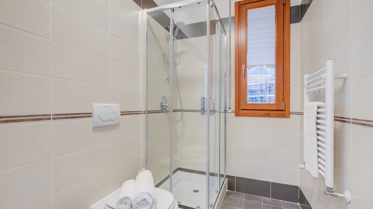 Photo of Bathroom in Laveno