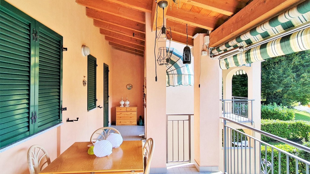 Photo of Patio Balcony in Montegrino Valtravaglia