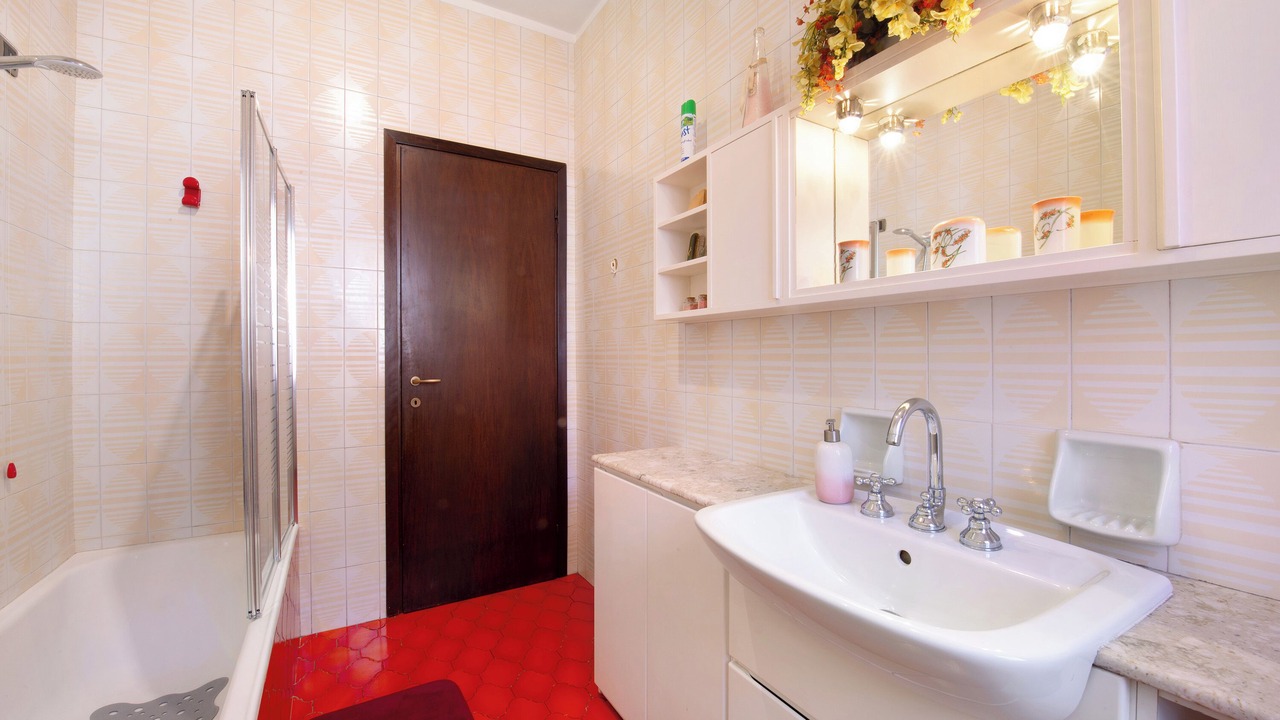 Photo of Bathroom in Como
