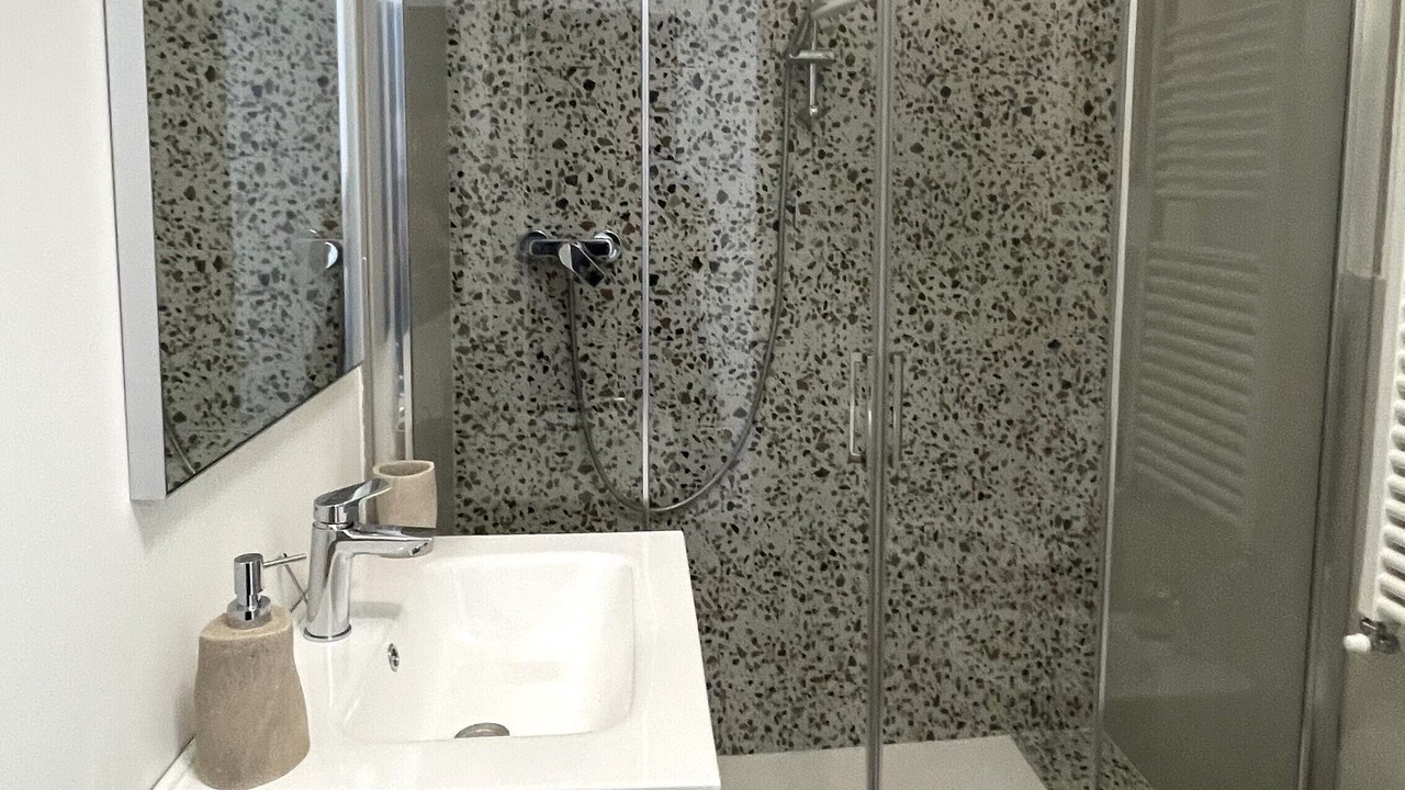 Photo of Bathroom in Lovere Old Town