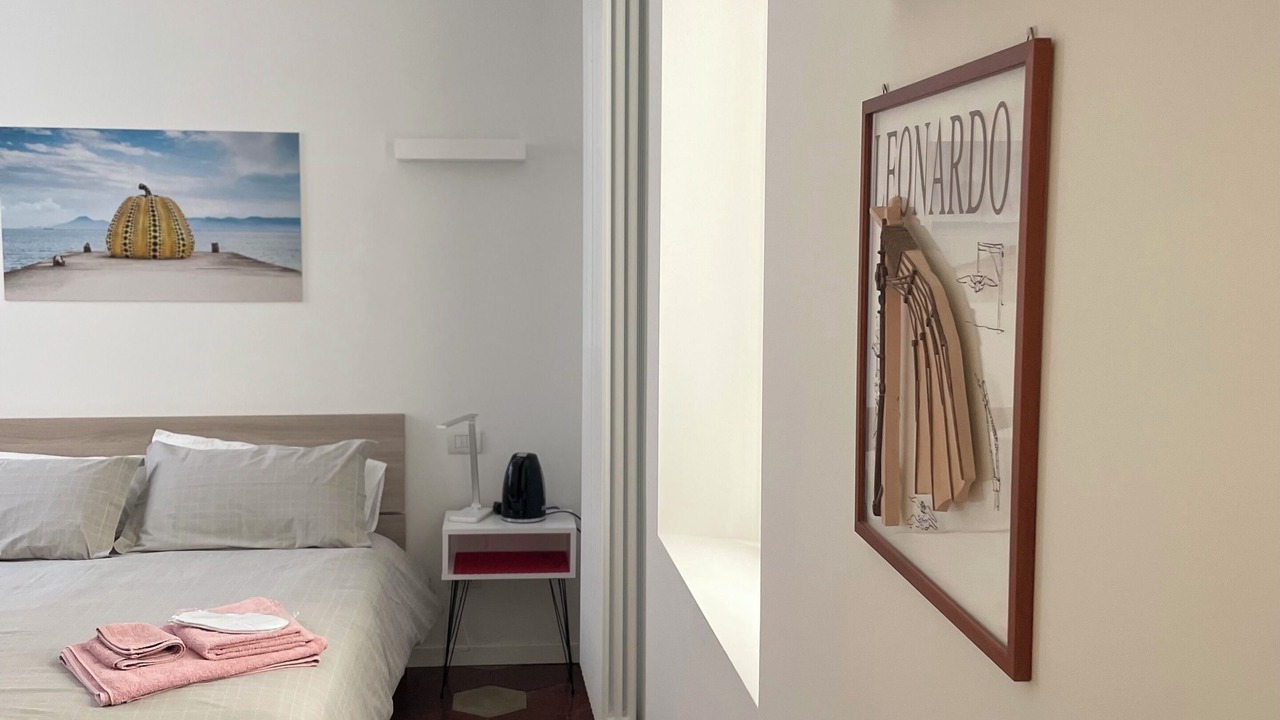 Photo of Bedroom in Lovere Old Town