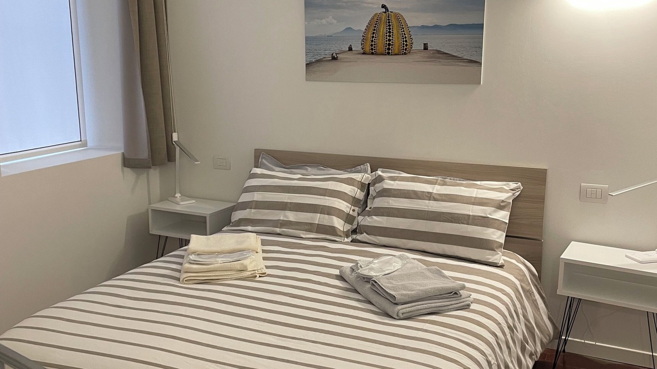 Photo of Bedroom in Lovere Old Town