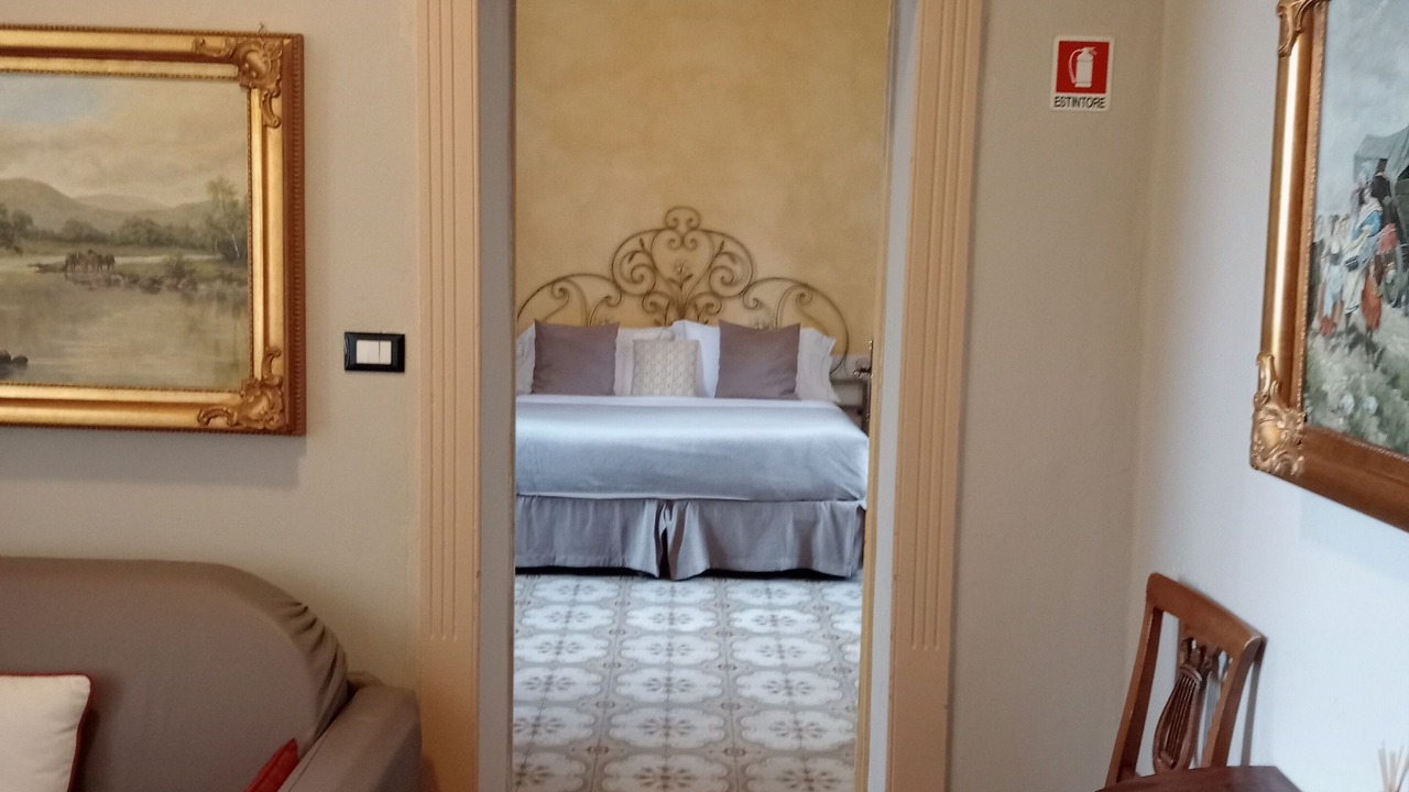 Photo of Bedroom in Toscolano Maderno