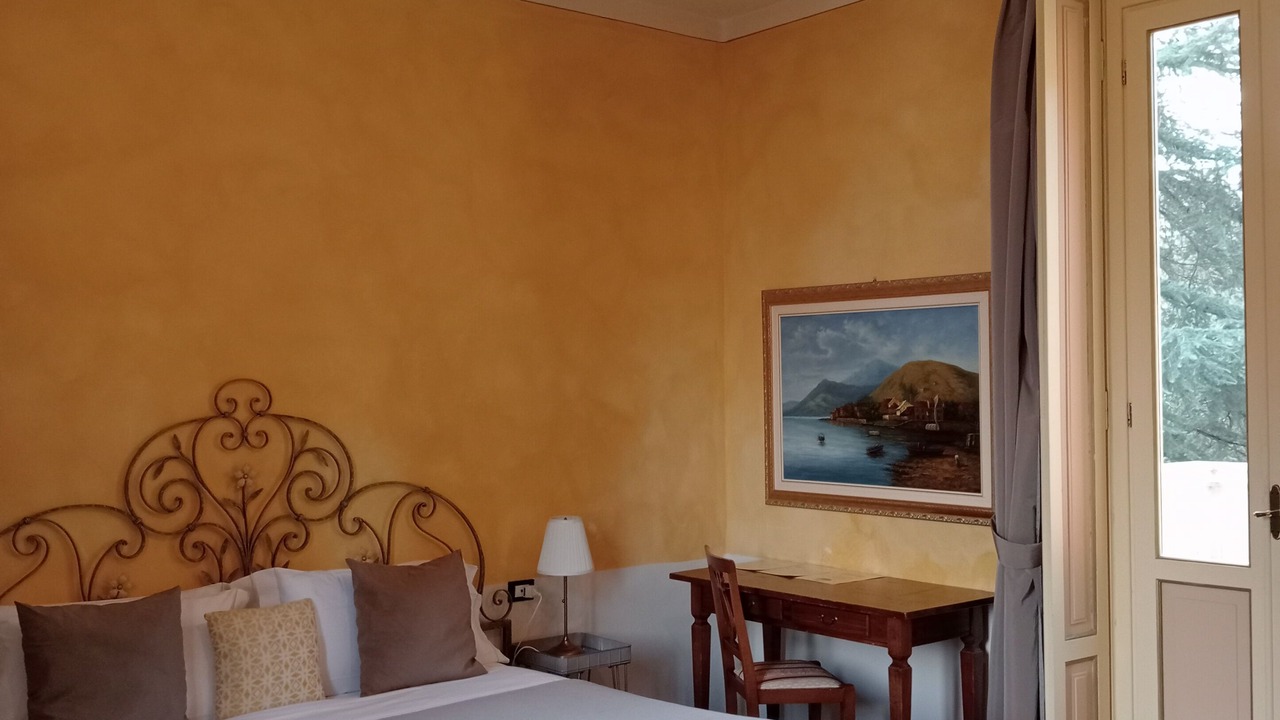Photo of Bedroom in Toscolano Maderno