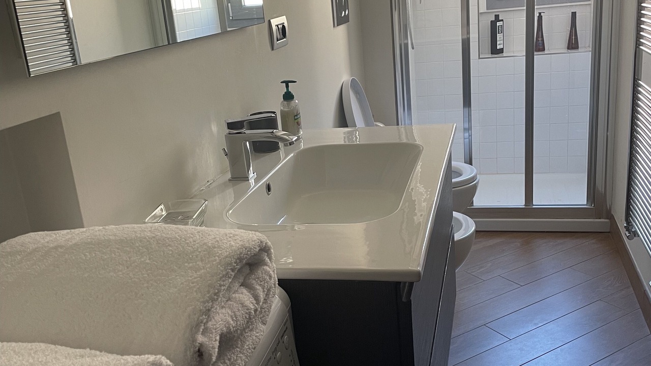 Photo of Bathroom in De Angeli