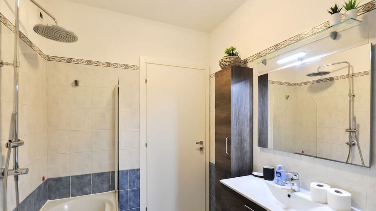 Photo of Bathroom in Lambrate