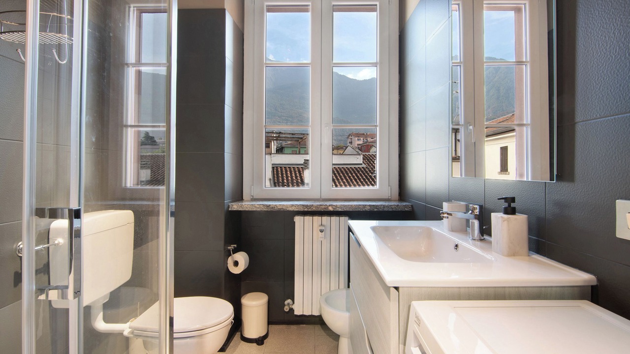 Photo of Bathroom in Colico Piano