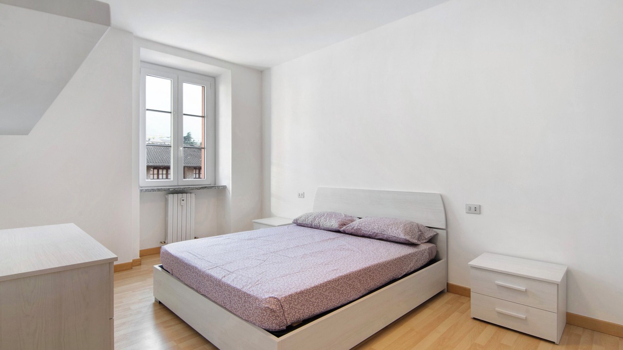 Photo of Bedroom in Colico Piano