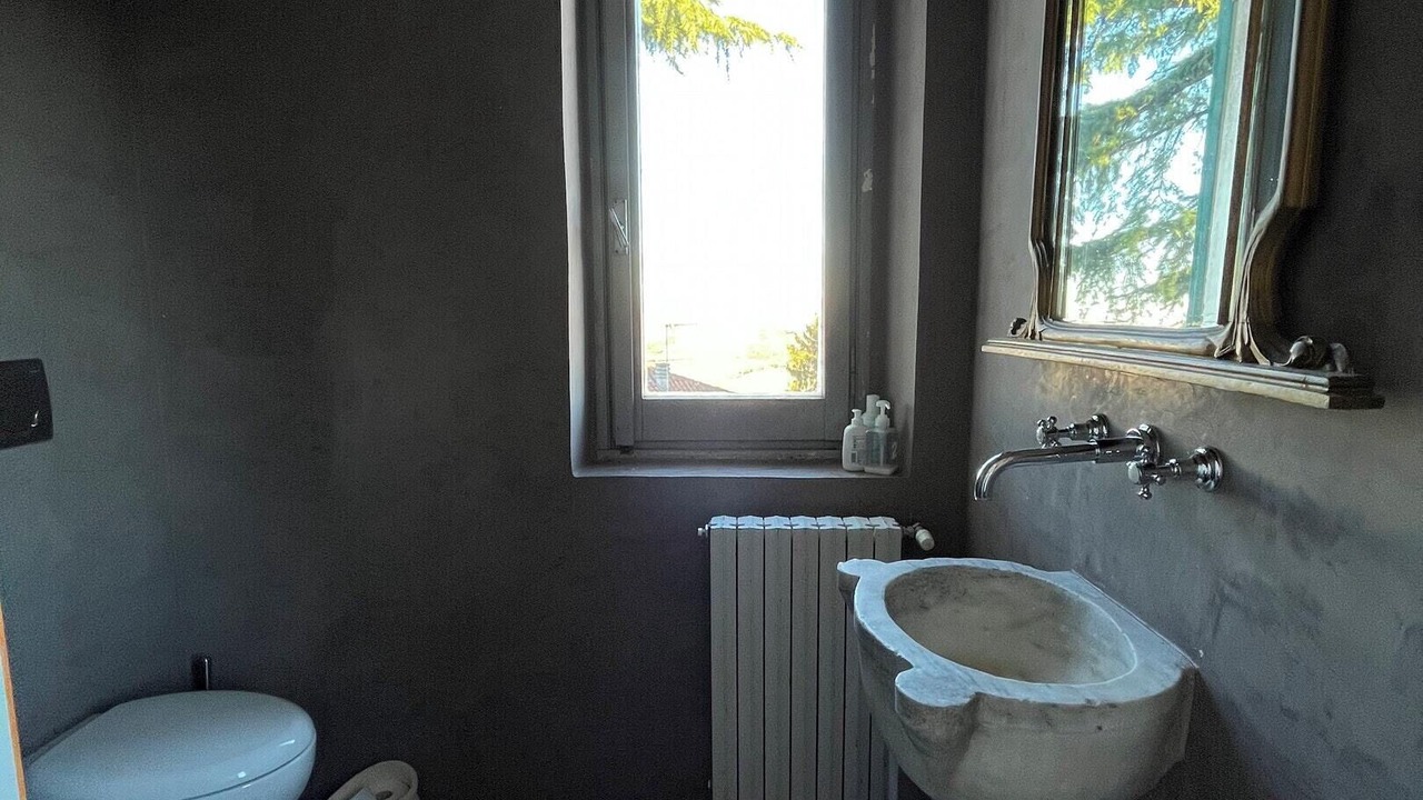 Photo of Bathroom in Castana